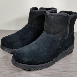 UGG Kristin Pull-on Sheepskin Lined Boot, Black Suede, Womens Size 4 / 34